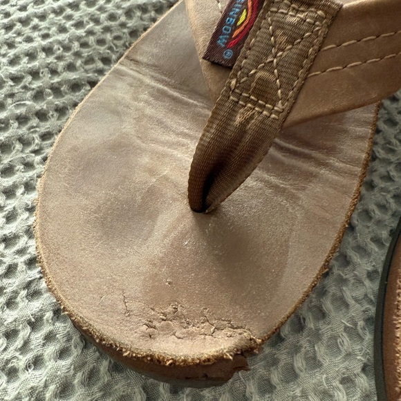RAINBOW Double Layer Sandals- Medium- Brown- Toe Damage - Picture 3 of 5